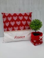 Coussin motif coeurs